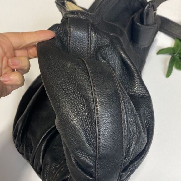 Cole Haan Soft Leather Hobo Purse Shoulder Bag Black Two Handle Pockets Dust Bag - Picture 12 of 13